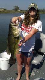 Daddy's little GIRL helped him boat 8 but this was her biggest! Her first, trip fishin fork! GREAT JOB!