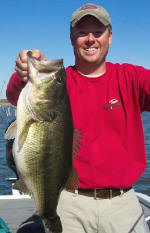 Lake Fork Pro Guide Tom Redington with a chubby 7.5 lb'er