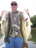 Bass fishing with Pro Guide Lance Vick