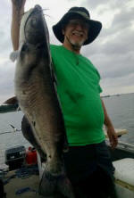 Catfish fishing with Guide Dave Longrie
