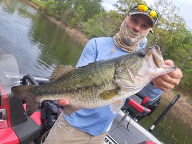Bass caught fishing with David Vance